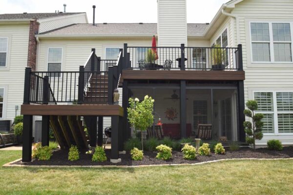 Trex Transcend Spiced Rum Decking Signature Railing Screen Room Under Deck Black Column Wraps