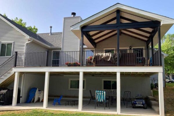 Covered deck in Ballwin, MO